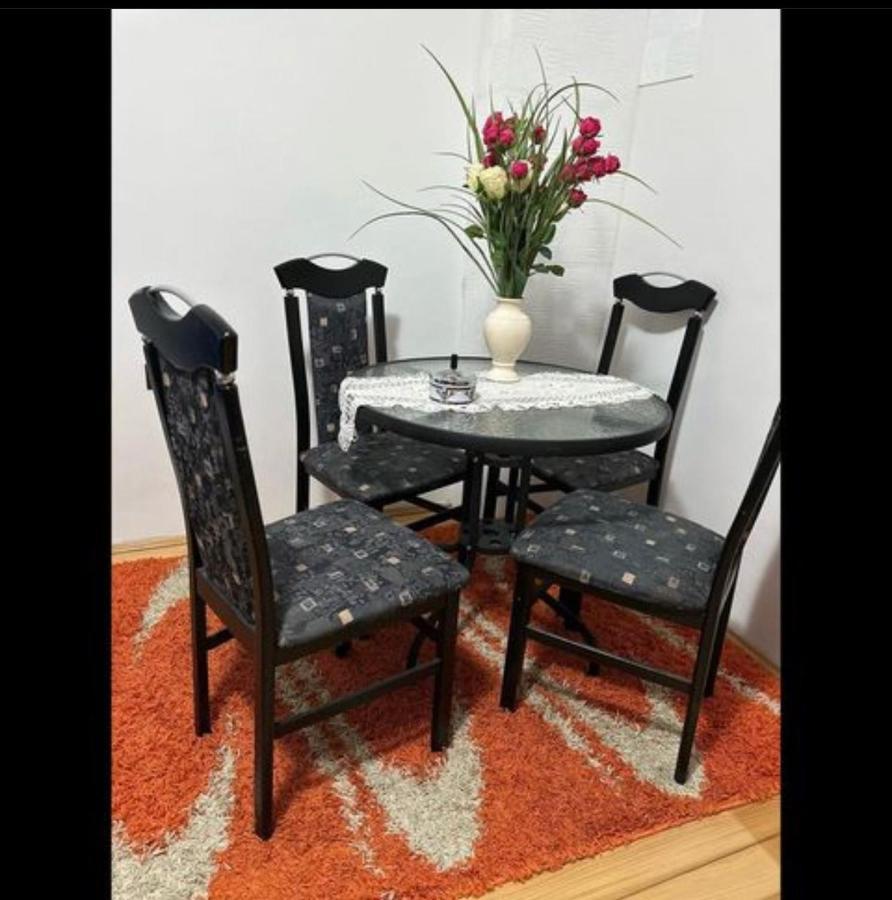 Almira Mujcic Apartamento Sarajevo Exterior foto