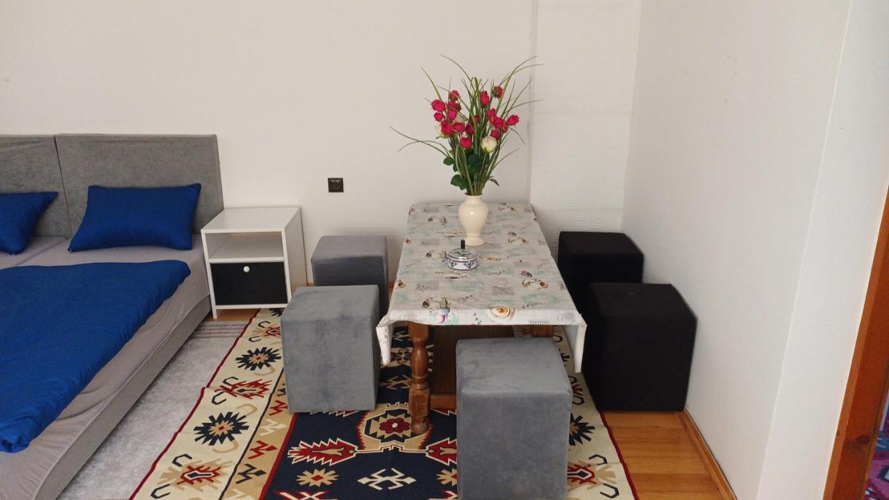 Almira Mujcic Apartamento Sarajevo Exterior foto